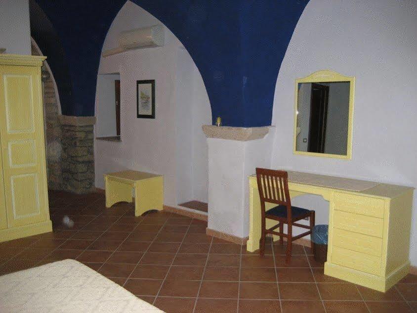 Sa Balza Guest House Bosa Εξωτερικό φωτογραφία