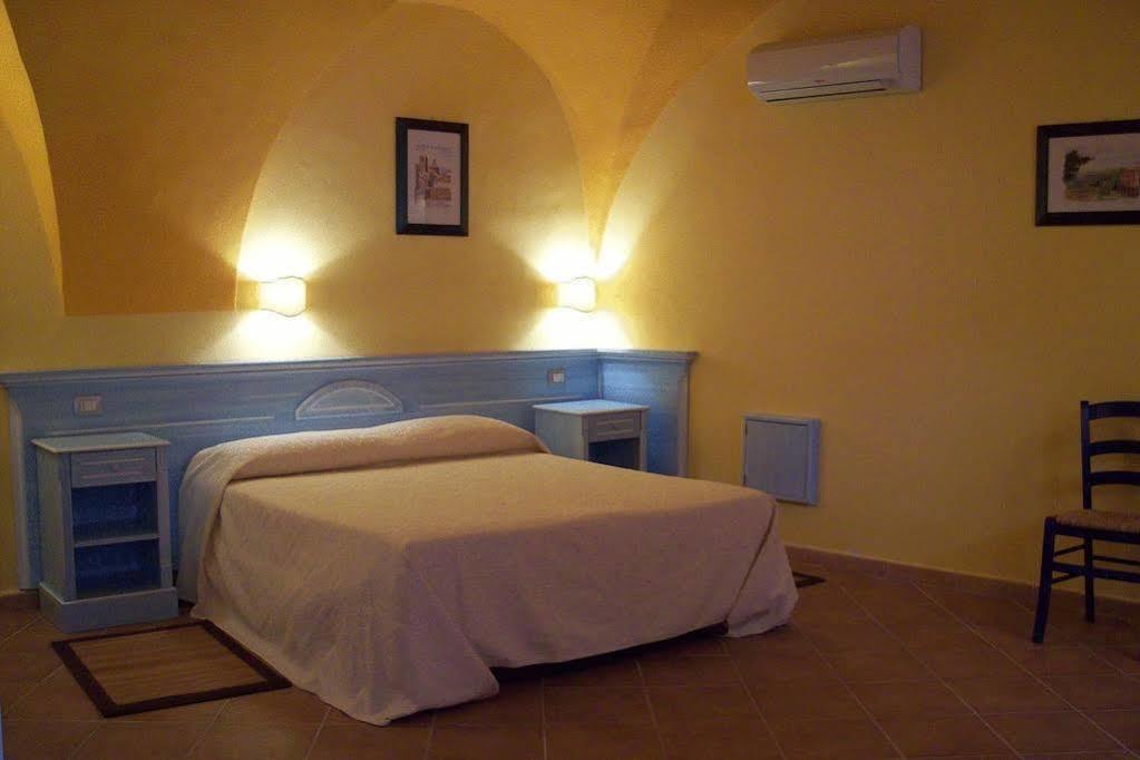 Sa Balza Guest House Bosa Εξωτερικό φωτογραφία